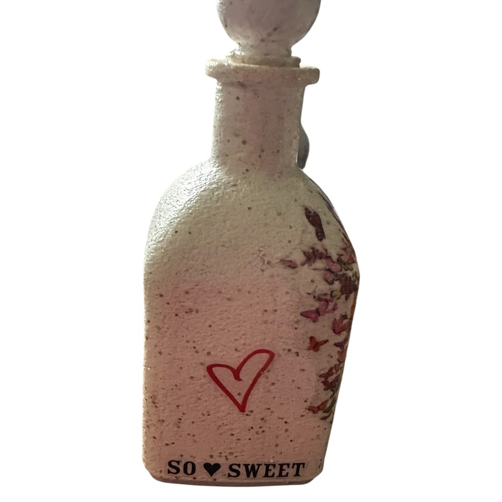 Hand Crafted Decorative Bottle with Typewriter & Butterfly Motif “I Love You” - Picture 4 of 4